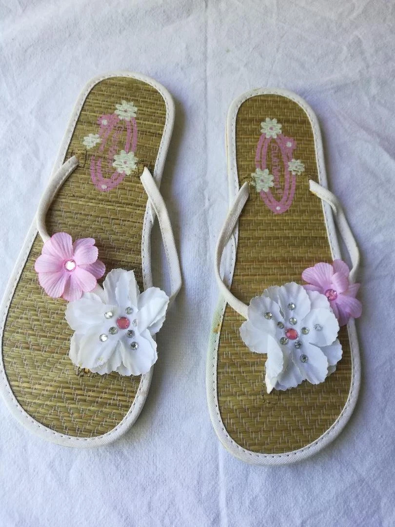 Lote de 2 pares de Chinelas com flores tamanho 40 Branca (nova) + Fúcsia – photo 16